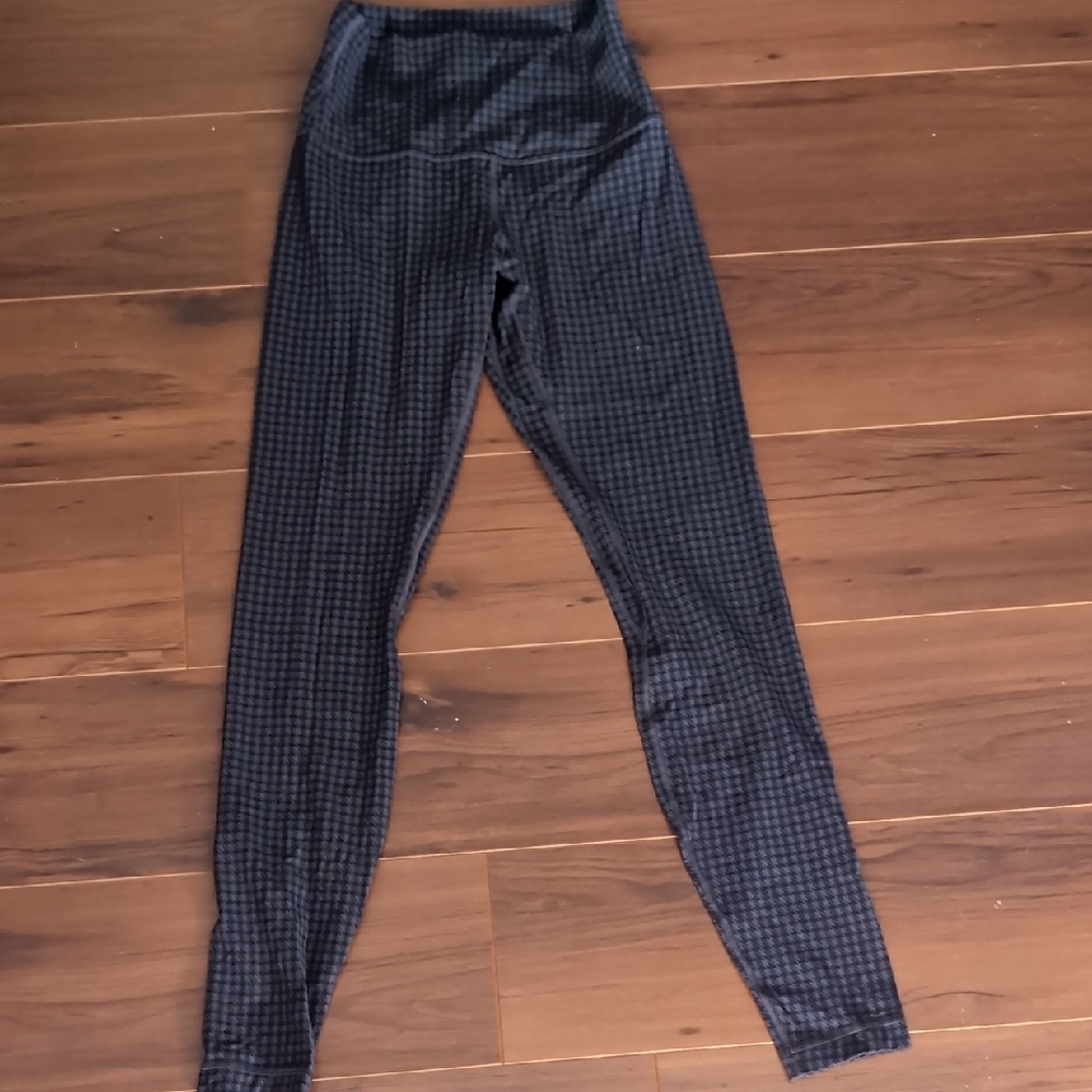 Lululemon Athletica Houndstooth Patterned Leggings